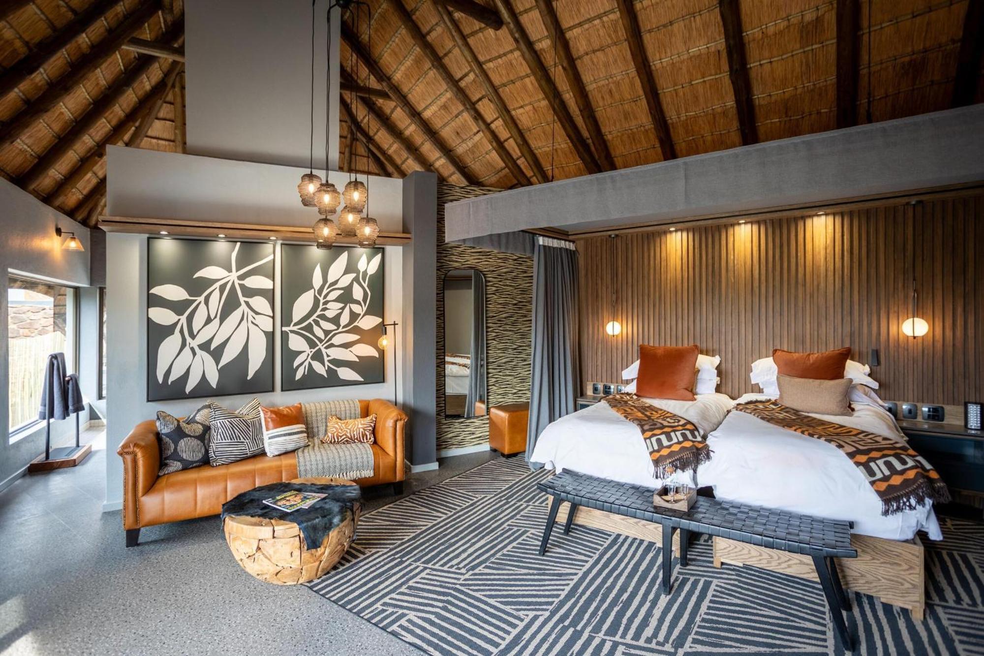 Tuningi Safari Lodge Madikwe Game Reserve Exterior photo